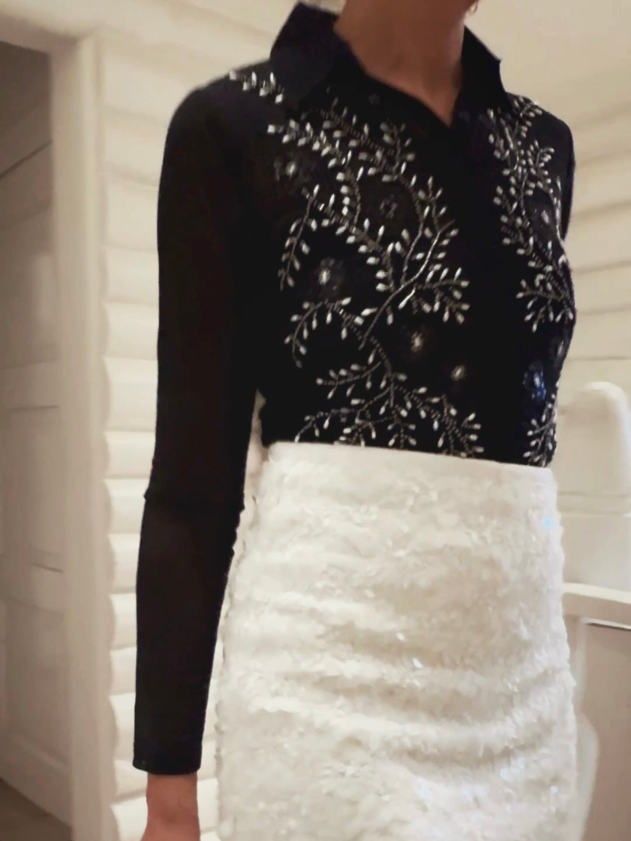 BODY WITH PEARLS ON FRONT - BLACK