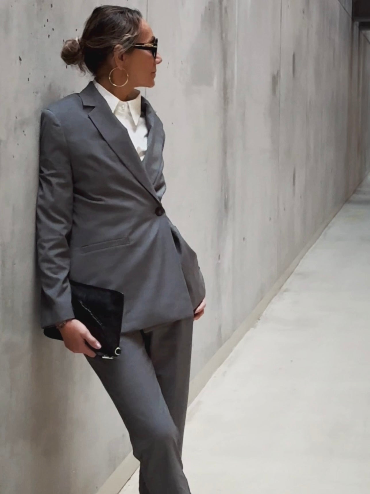BLAZER WITH WITH CROSS BUTTON - GREY